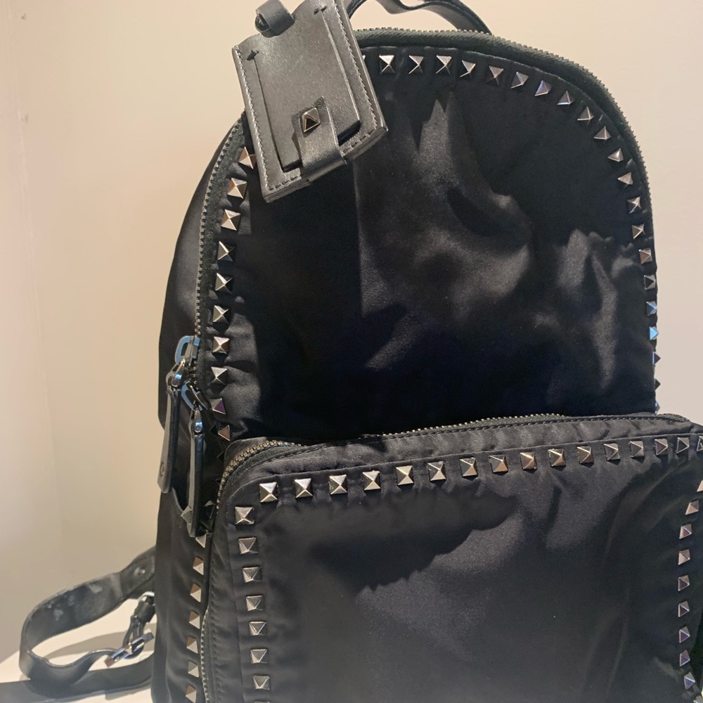 Valentino Garavani Black Rockstud Backpack | Men’s / Unisex